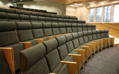 auditorium stoelen